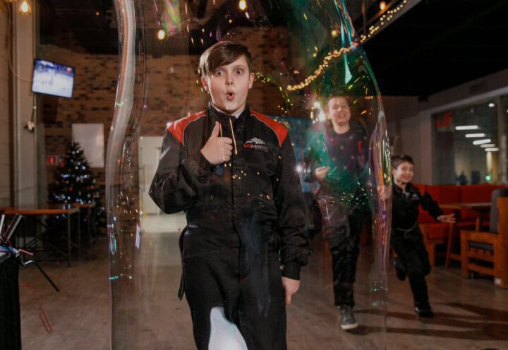 Яркие дни рождения для взрослых и детей