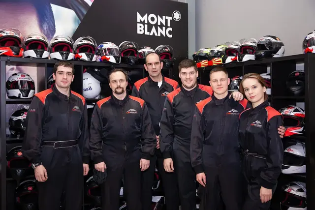 Перед заездом участники проходят инструктаж